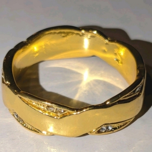 Elegant Mens Gold Plated Ring Sz 13 - Picture 10 of 16